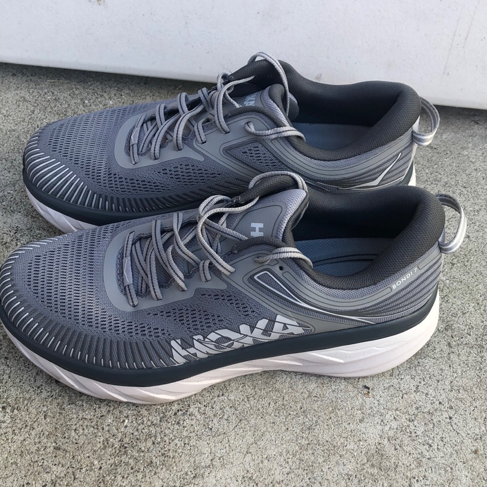 HOKA mens tennis shoes